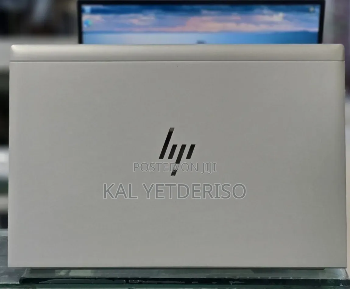 New Laptop HP EliteBook 830 G8 16GB Intel Core i5 SSD 512GB
