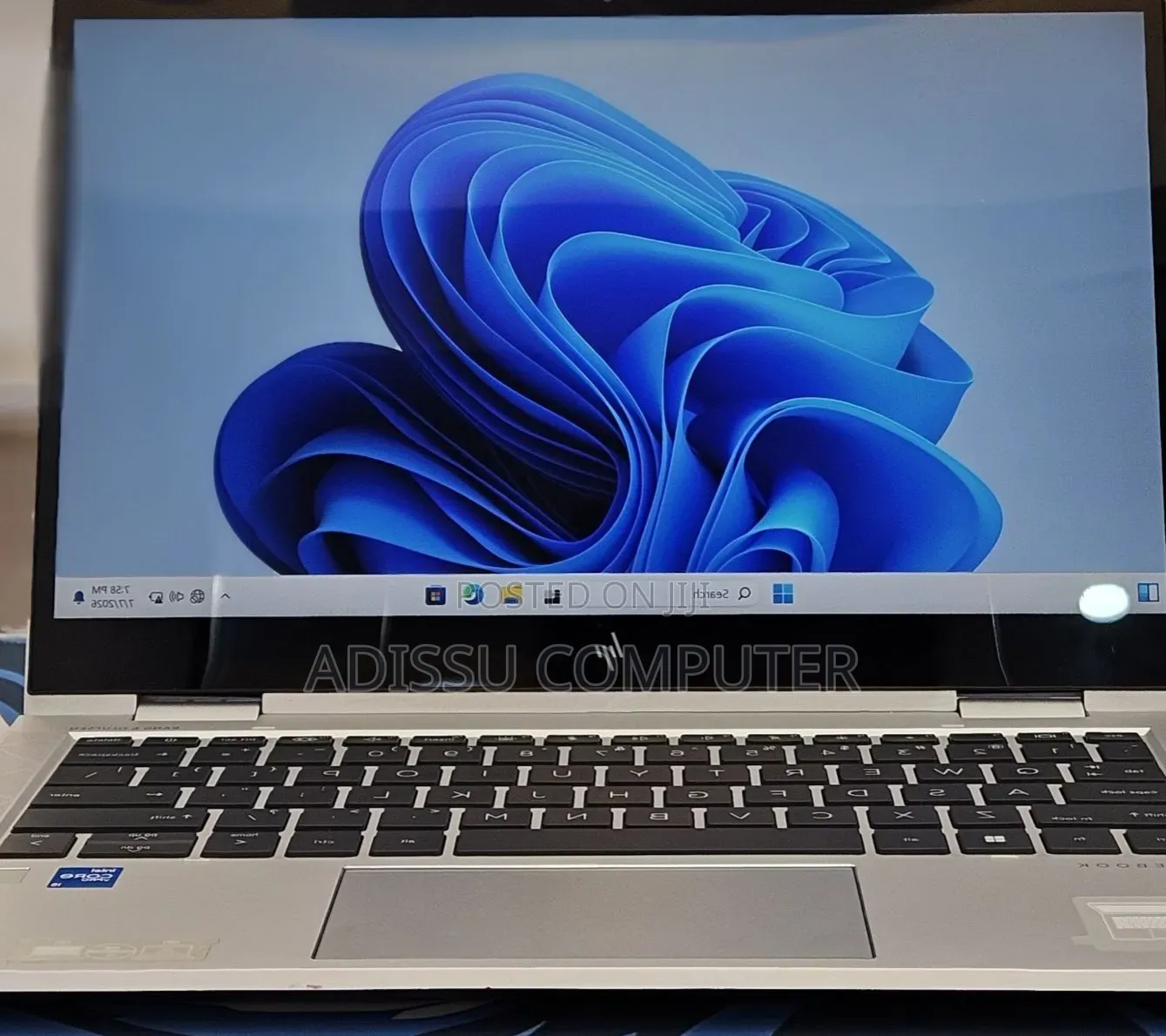 New Laptop HP EliteBook x360 1030 G8 16GB Intel Core i5 SSD 512GB