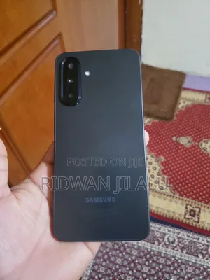 New Samsung Galaxy A17 5G 128 GB Gray