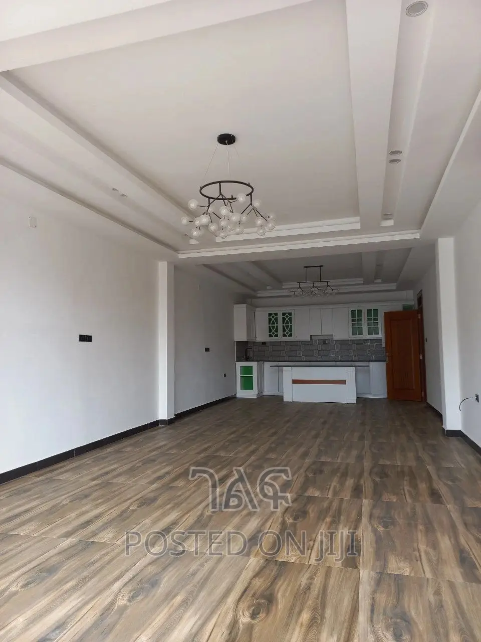 5bdrm House in የግል, Bole for Sale