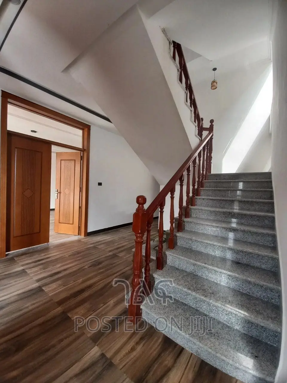 5bdrm House in የግል, Bole for Sale