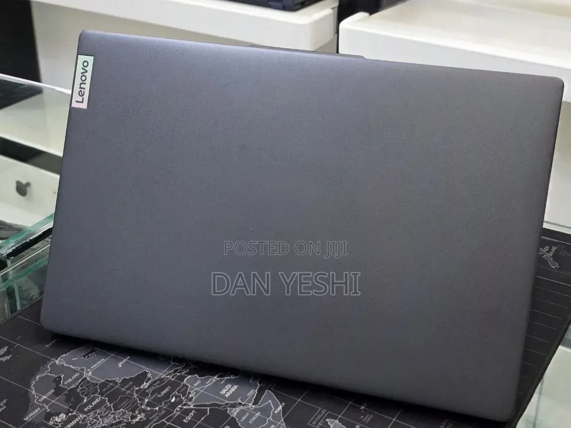 New Laptop Lenovo Ideapad 3 8GB Intel Core i5 SSD 512GB