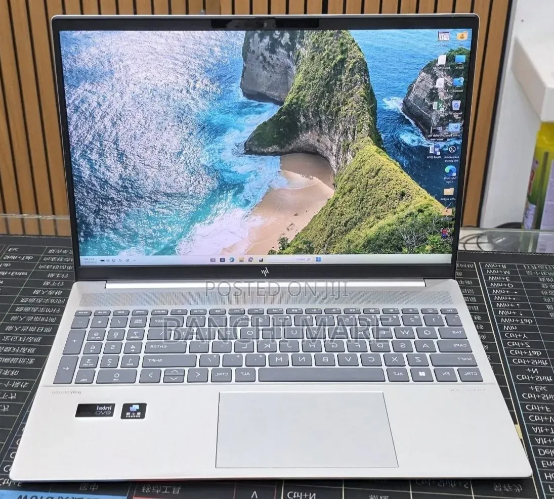 New Laptop HP Pavilion 15 16GB Intel Core Ultra 7 SSD 1T