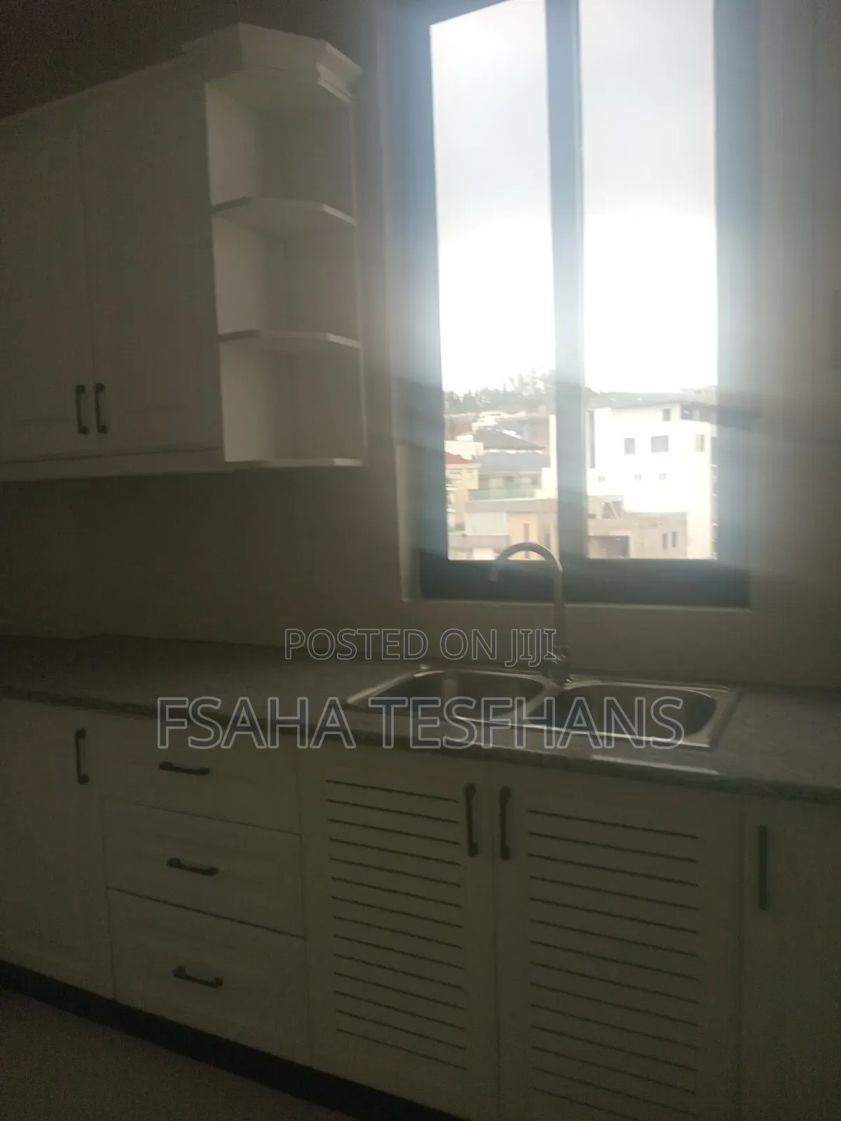 4bdrm Apartment in Apartments, Bole for rent
