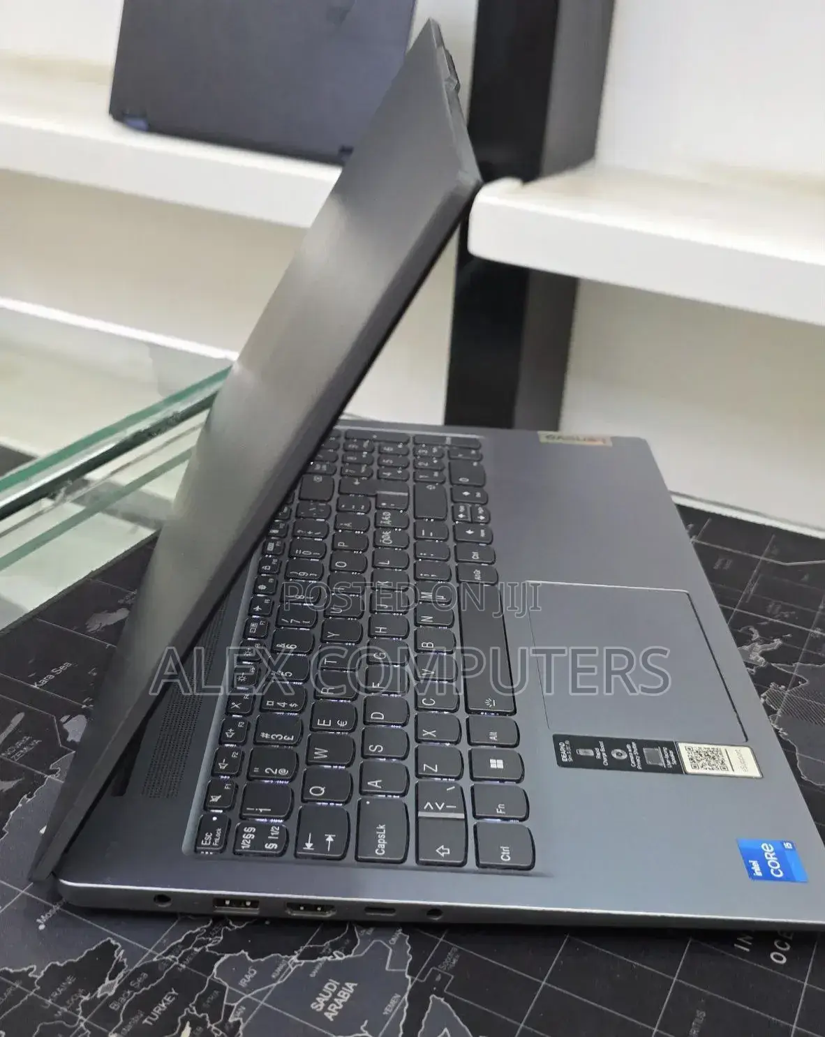 New Laptop Lenovo Ideapad 3 8GB Intel Core i5 SSD 512GB