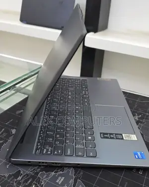 New Laptop Lenovo Ideapad 3 8GB Intel Core i5 SSD 512GB