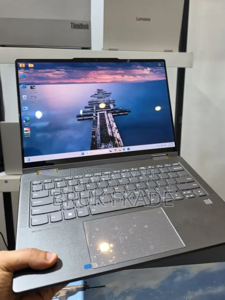 New Laptop Lenovo ThinkPad Yoga 16GB Intel Core Ultra 7 SSD 512GB
