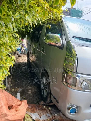 Toyota HiAce 2007 Silver