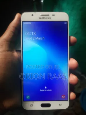 Samsung Galaxy J7 Prime 32 GB White