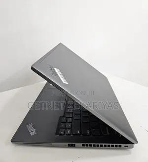 New Laptop Lenovo ThinkPad T14s G4 16GB Intel Core i7 SSD 512GB