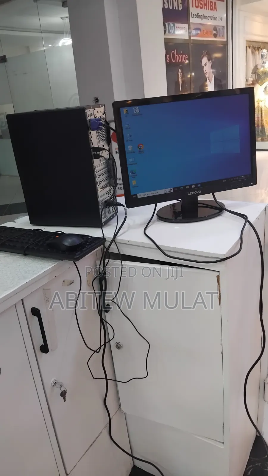 New Desktop Computer Lenovo ideacentre 720 4GB Intel Core i3 HDD 500GB
