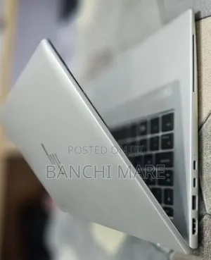 New Laptop HP EliteBook 1040 G8 16GB Intel Core i7 SSD 512GB