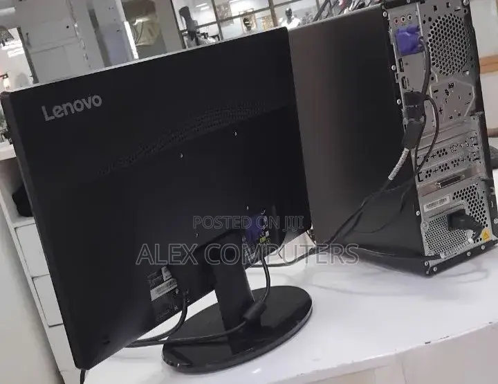 New Lenovo ideacentre AIO 330 4GB Intel Core i3 HDD 500GB