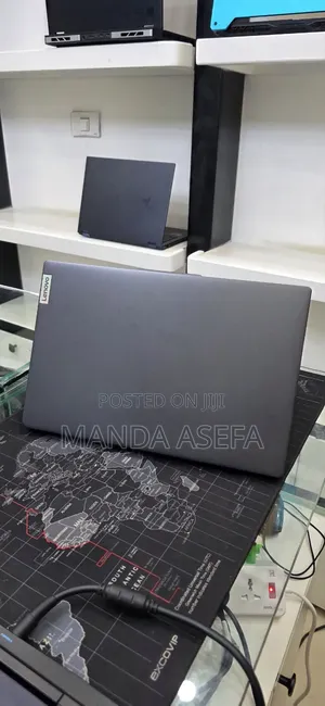 New Laptop Lenovo Ideapad 3 8GB Intel Core i5 SSD 512GB
