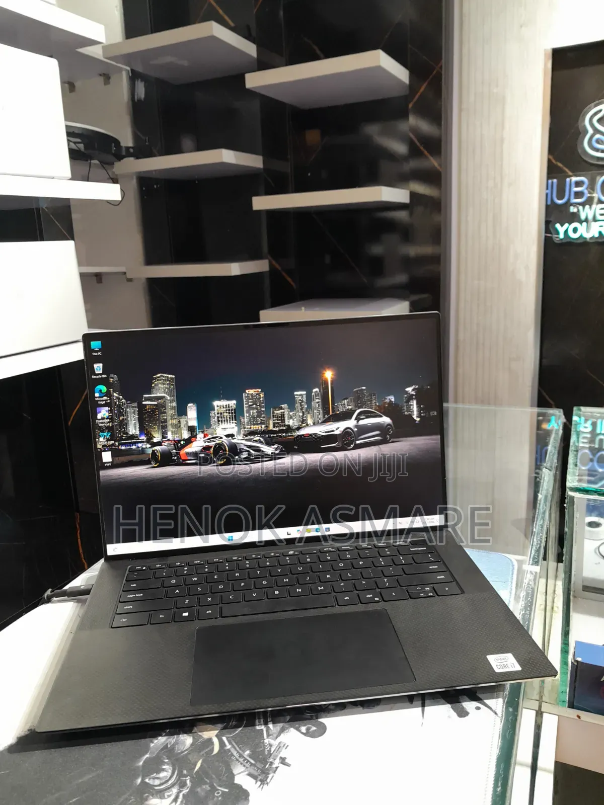 New Laptop Dell XPS 15 16GB Intel Core i7 SSD 512GB