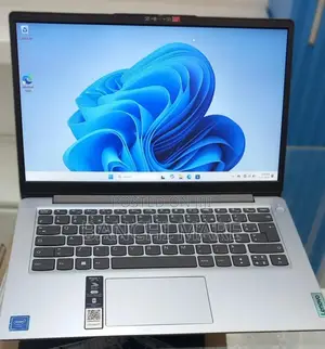 New Laptop Lenovo Ideapad 3 8GB Intel Core i5 SSD 128GB