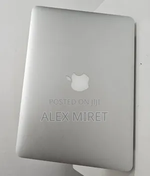 New Laptop Apple MacBook 8GB Intel Core i5 SSD 128GB