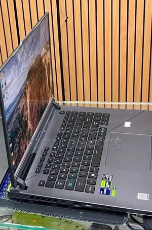 New Laptop Asus ROG Strix SCAR II 16GB Intel Core i9 SSD 1T