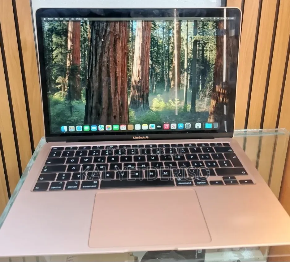 New Laptop Apple MacBook Air 2020 8GB SSD 256GB