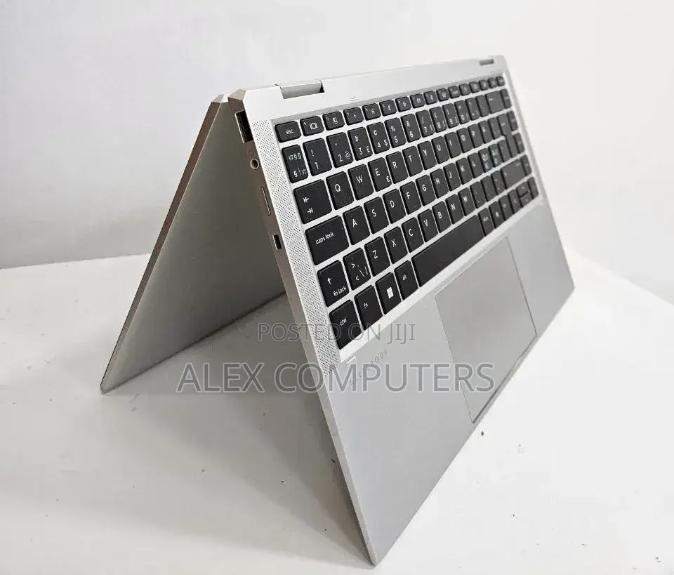 New Laptop HP EliteBook 840 G8 16GB Intel Core i7 SSD 512GB