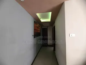 2bdrm Condo in አያት, Yeka for sale