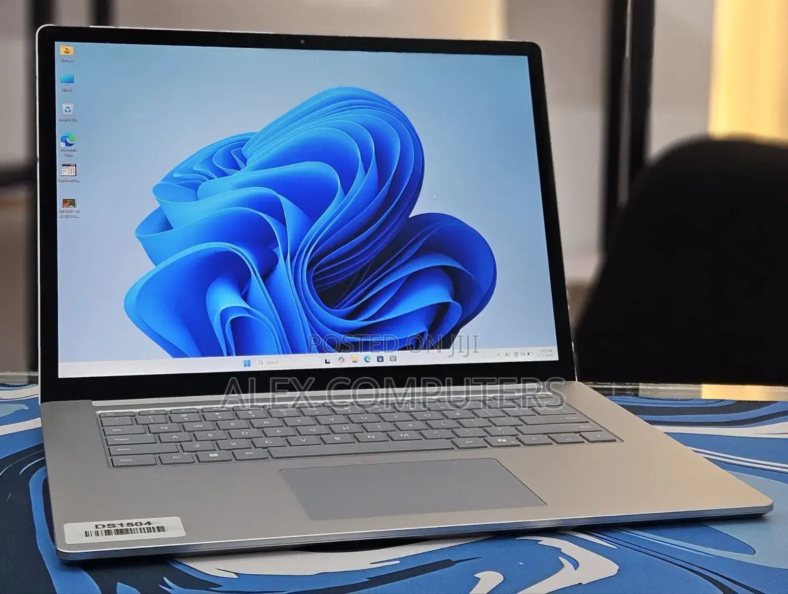 New Laptop Microsoft Surface Laptop 6 16GB Intel Core Ultra 7 SSD 512GB
