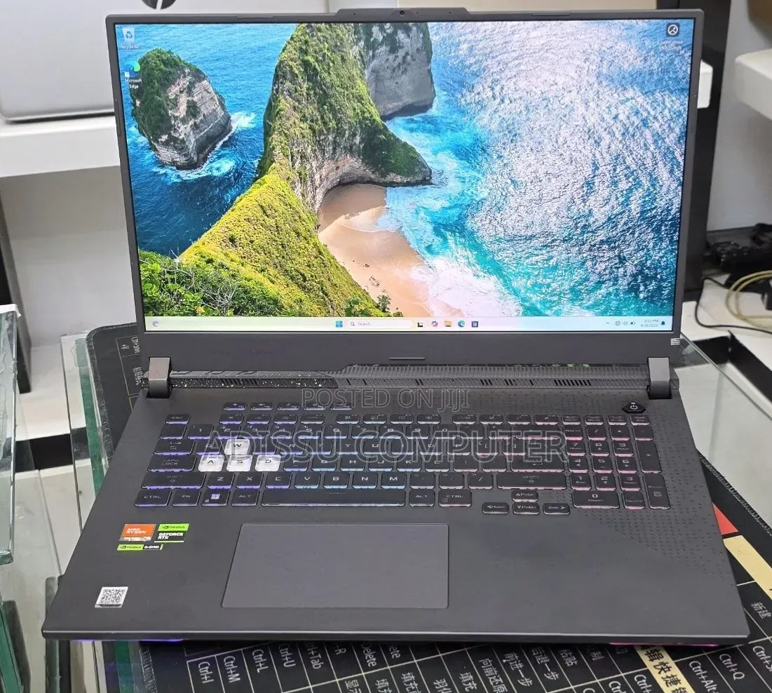 New Laptop Asus G71G 16GB AMD Ryzen 9 SSD 1T