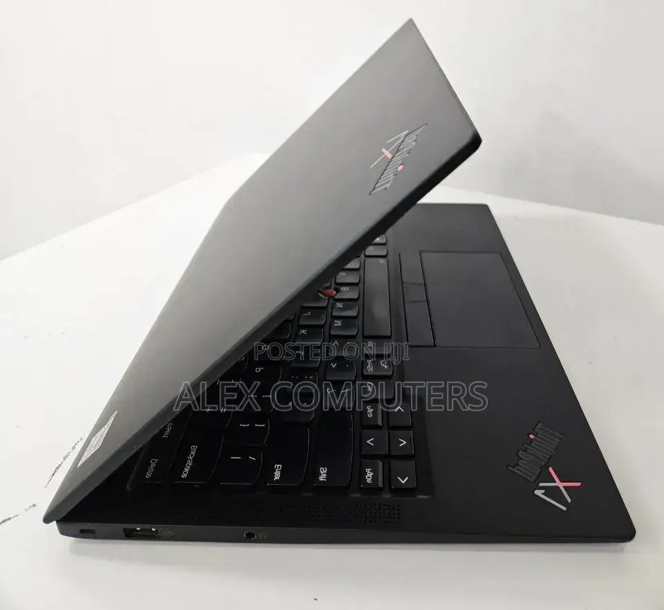 New Laptop Lenovo ThinkPad P14s 16GB Intel Core i7 SSD 512GB