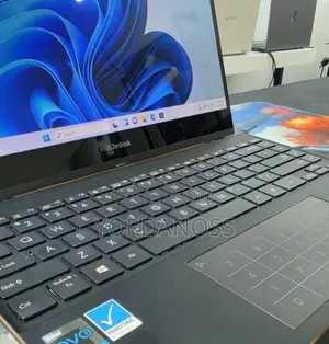 New Laptop Asus Zenbook 14 16GB Intel Core i7 SSD 512GB