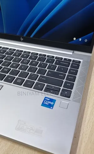 New Laptop HP EliteBook 840 G8 16GB Intel Core i5 SSD 512GB