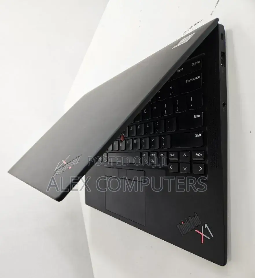 New Laptop Lenovo ThinkPad P14s 16GB Intel Core i7 SSD 512GB