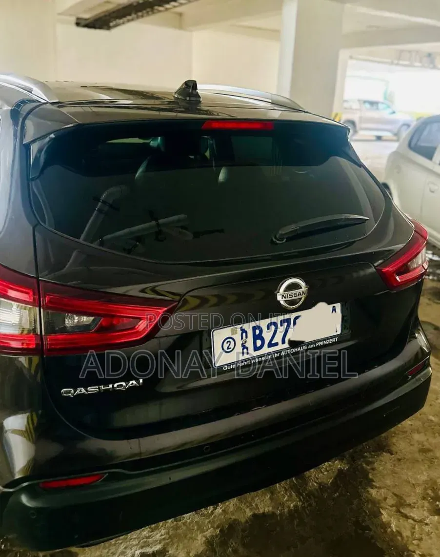 Nissan Qashqai 2018 Brown