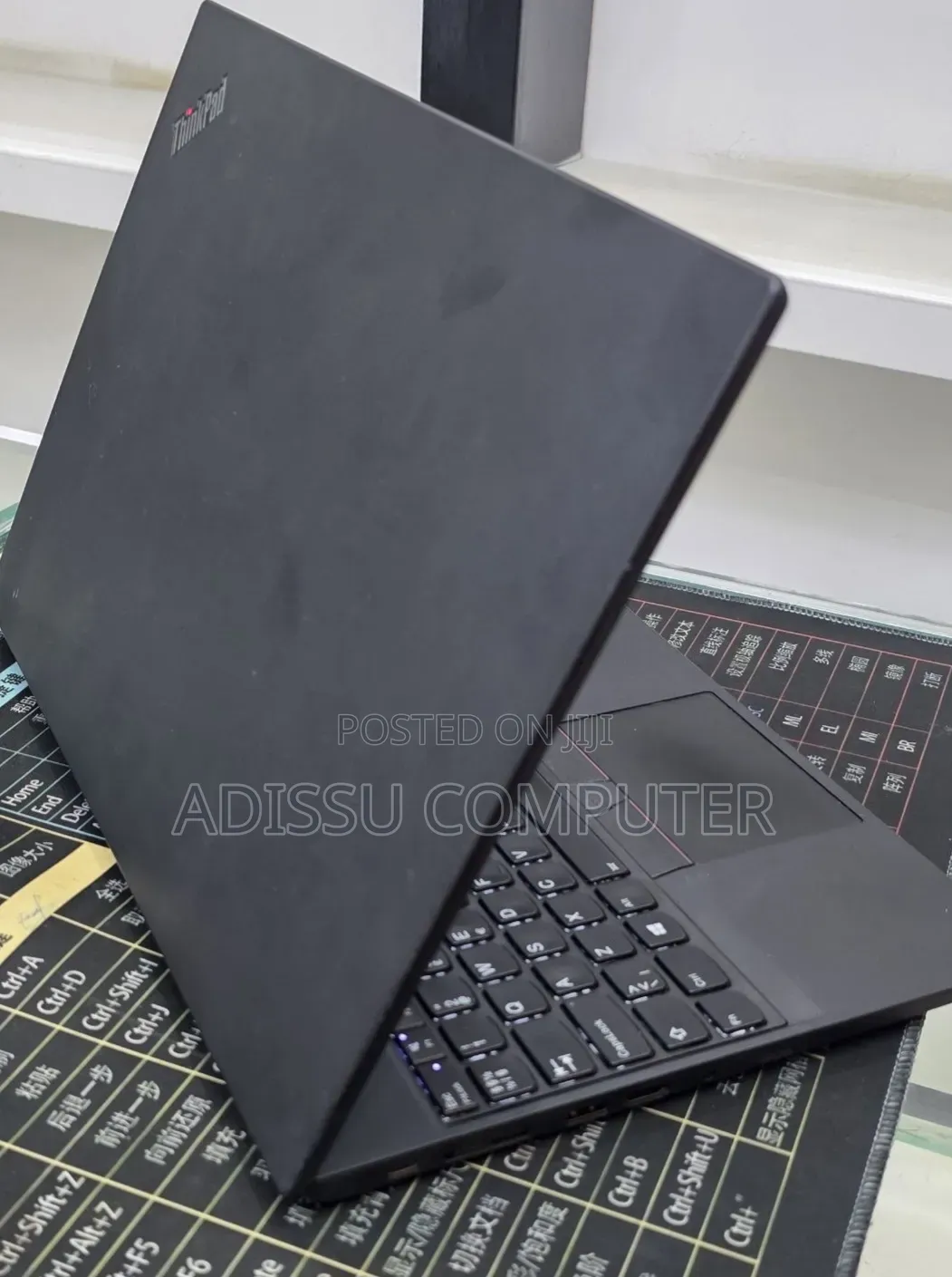 New Laptop Lenovo ThinkPad T490s 16GB Intel Core i5 SSD 256GB