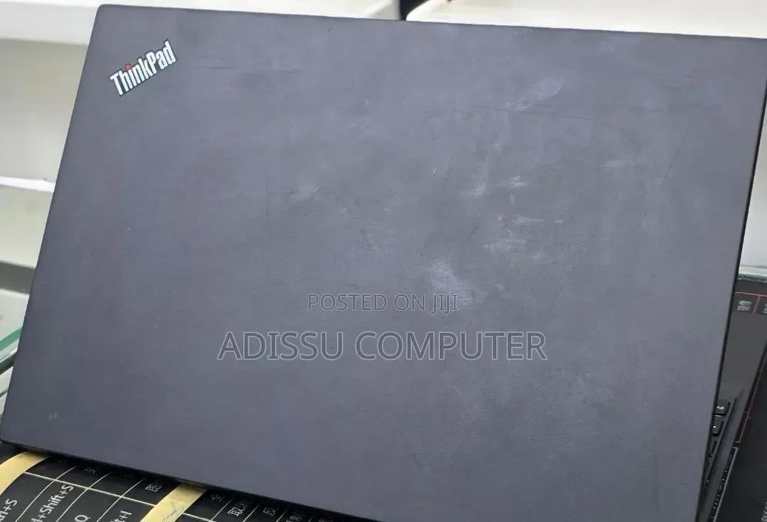 New Laptop Lenovo ThinkPad T490s 16GB Intel Core i5 SSD 256GB