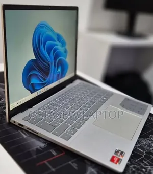 New Laptop Dell Inspiron 14 16GB AMD Ryzen 7 SSD 1T