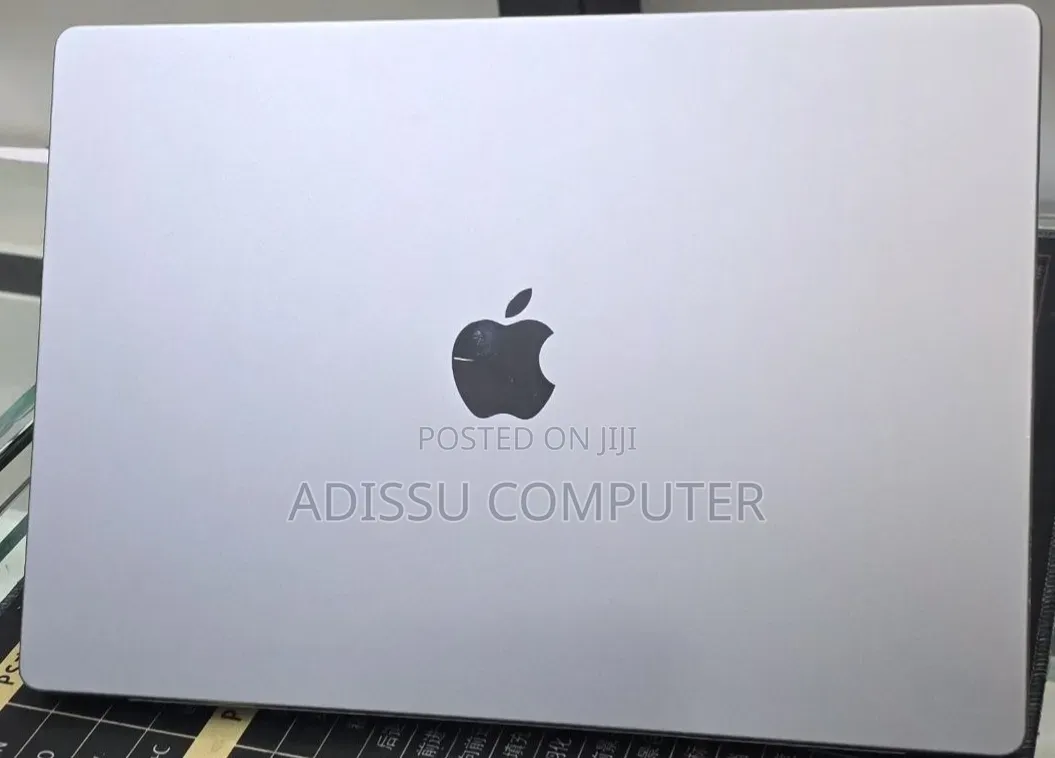 New Laptop Apple MacBook Pro 2021 M1 Max 32GB AMD A10 SSD 1T