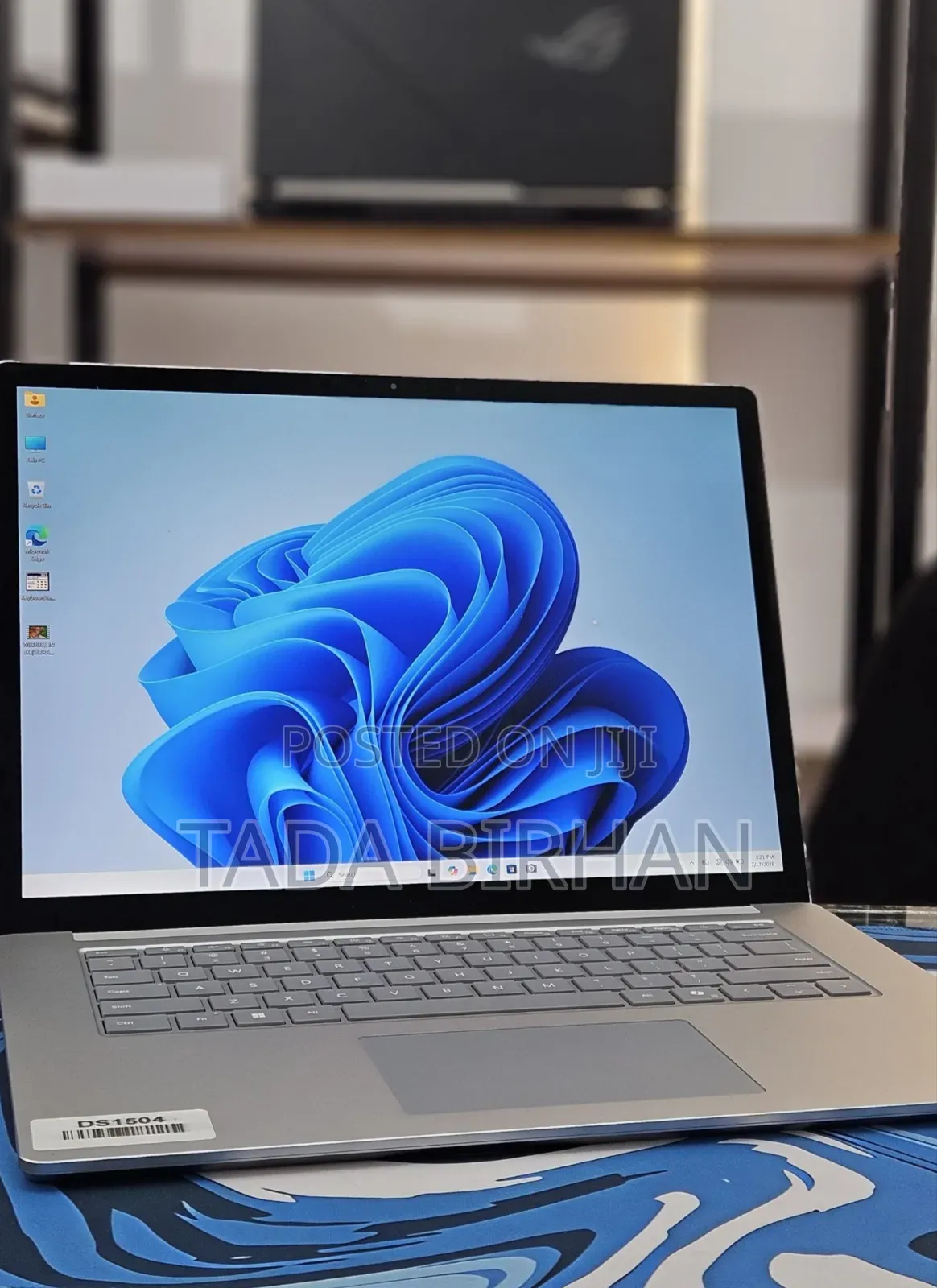 New Laptop Microsoft Surface 16GB Intel Core i9 SSD 512GB