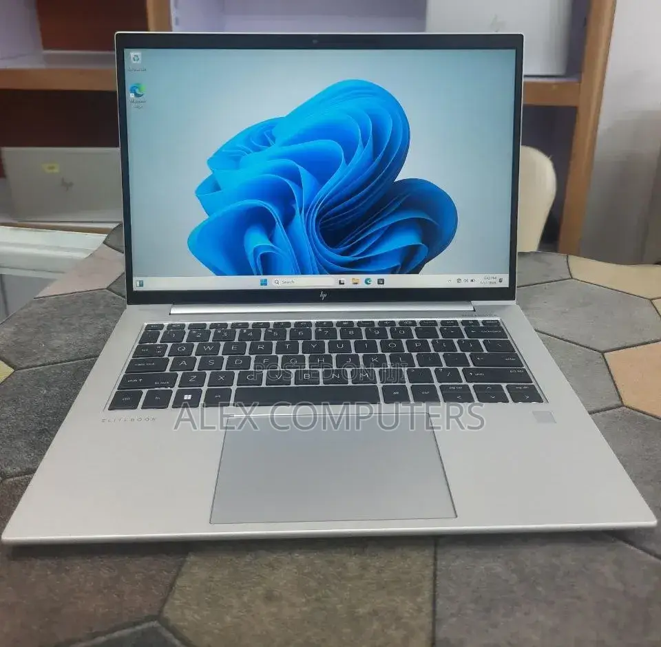 New Laptop HP EliteBook 840 16GB Intel Core i7 SSD 512GB