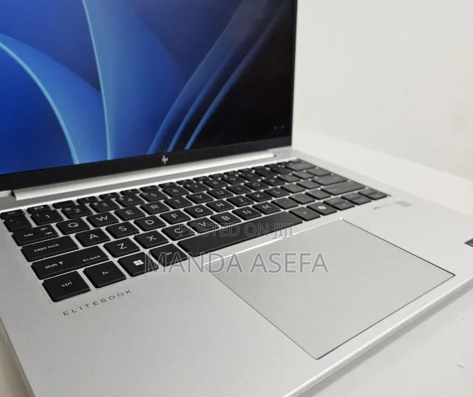 New Laptop HP EliteBook 840 G11 16GB Intel Core Ultra 7 SSD 512GB