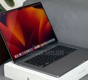New Laptop Apple MacBook Air 2023 M2 8GB Apple M2 SSD 256GB