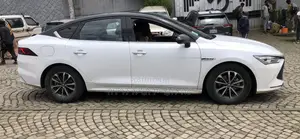 BYD Qin Plus DM-i 2024 White
