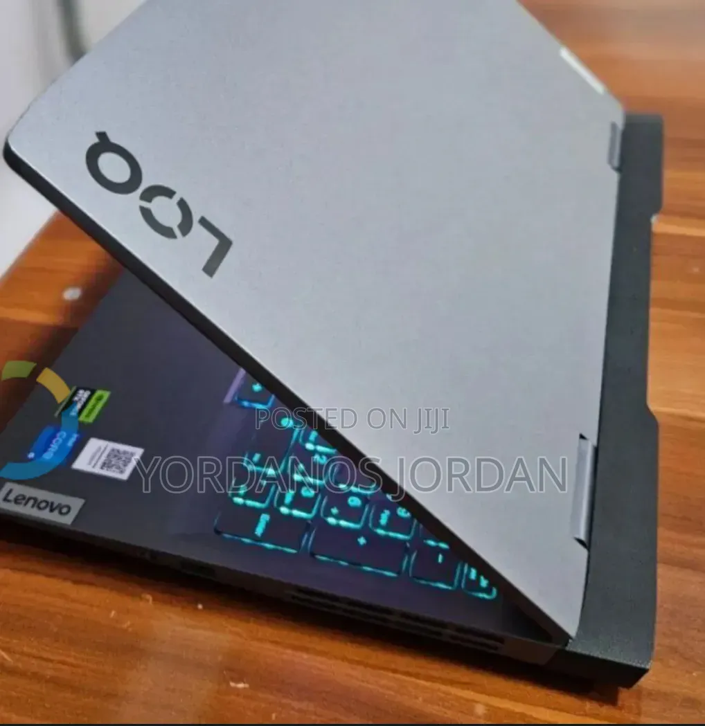 New Laptop Lenovo LOQ 15ARP9 16GB Intel Core i5 SSD 512GB