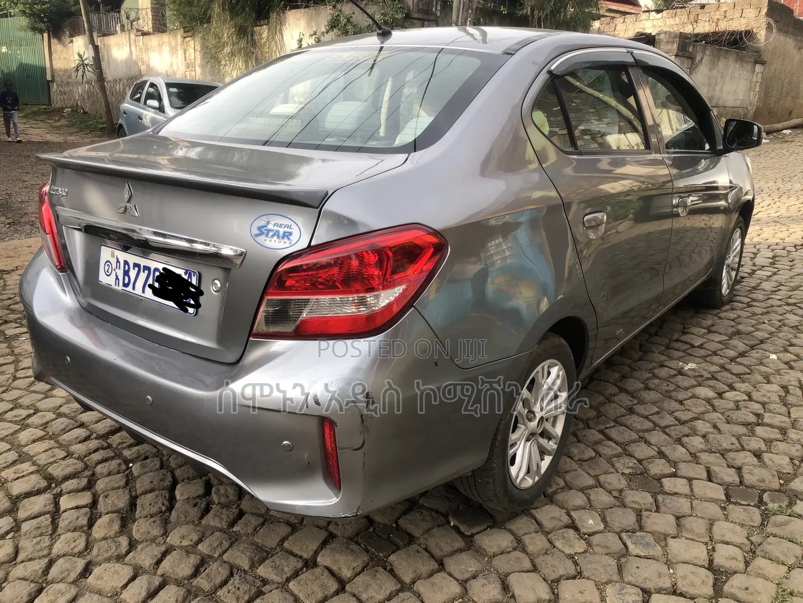 Mitsubishi Attrage 2020 Gray