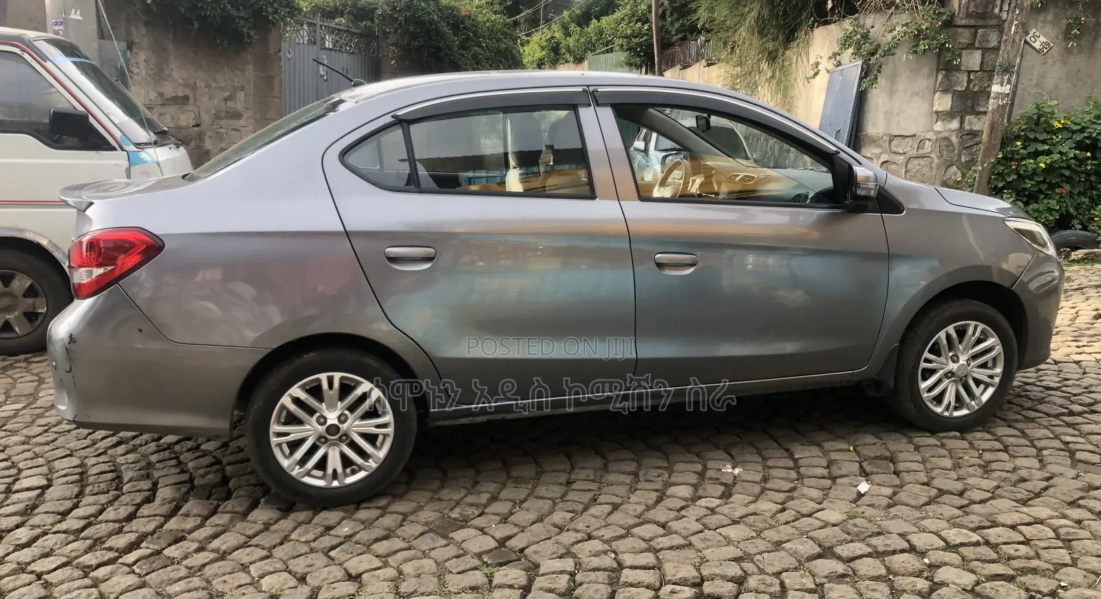 Mitsubishi Attrage 2020 Gray