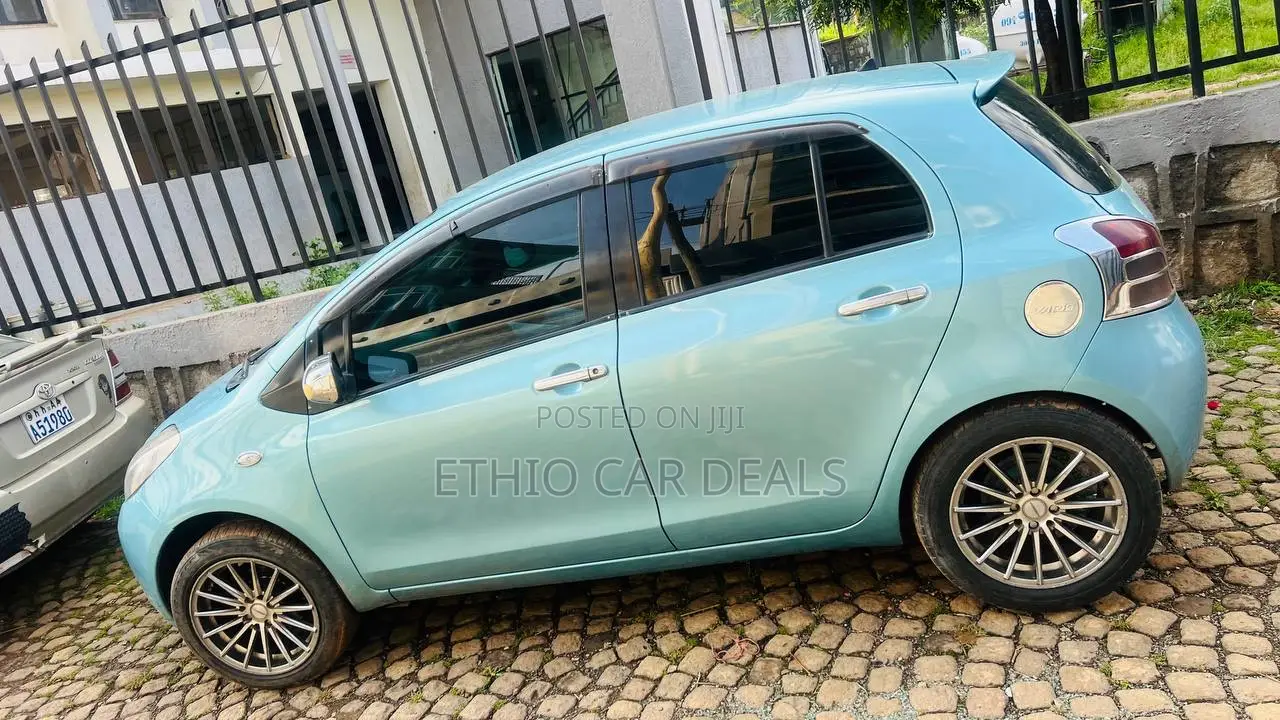 Toyota Yaris 2006 Blue