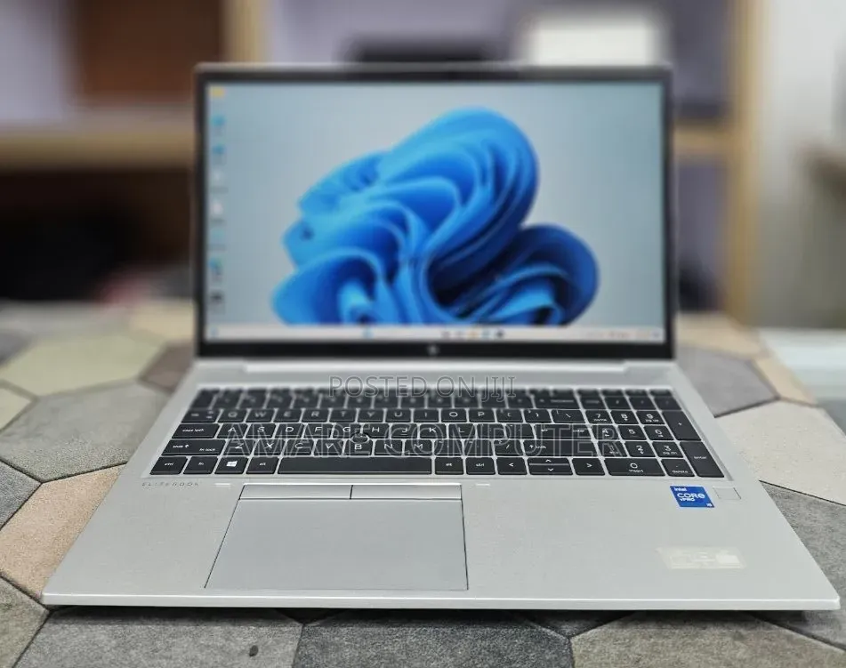 New Laptop HP EliteBook 850 G8 16GB Intel Core i5 SSD 512GB