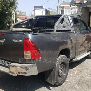 Toyota Hilux 2017 Matt Black