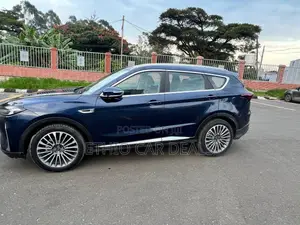 Jetour X70 Plus 2022 Silver
