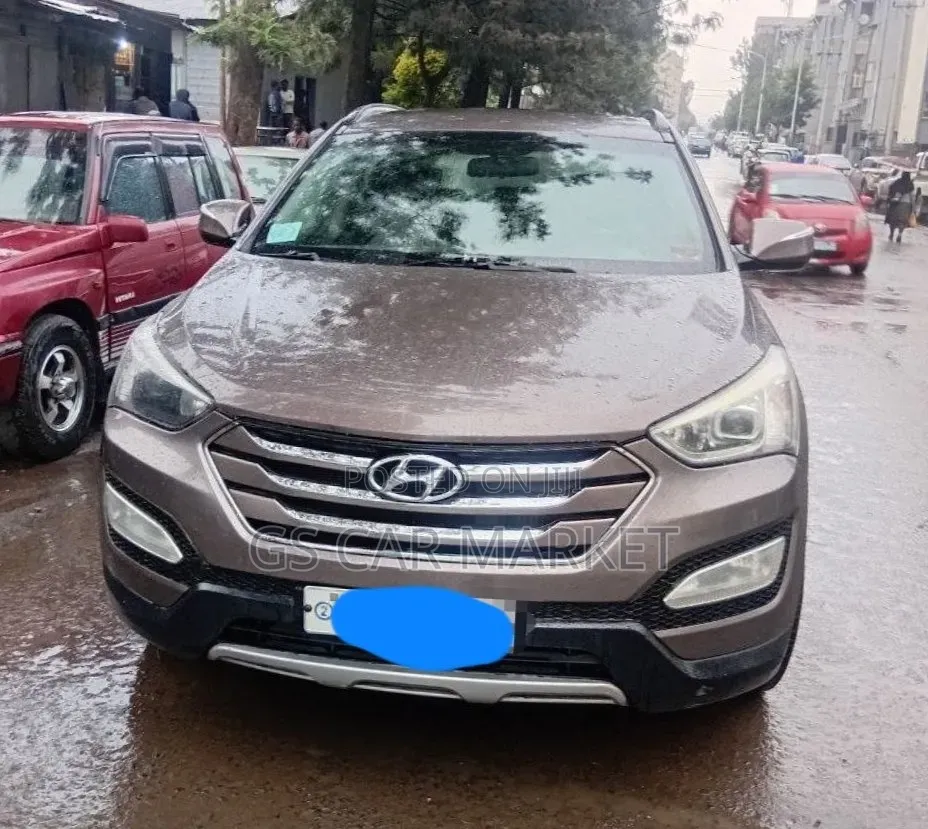 Hyundai Santa Fe 2013 Brown
