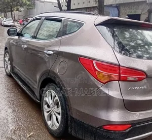 Hyundai Santa Fe 2013 Brown